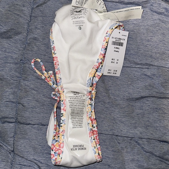 NWT Hollister Floral Bikini - Picture 4 of 5